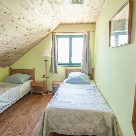 Vadvirag Vendeghaz *